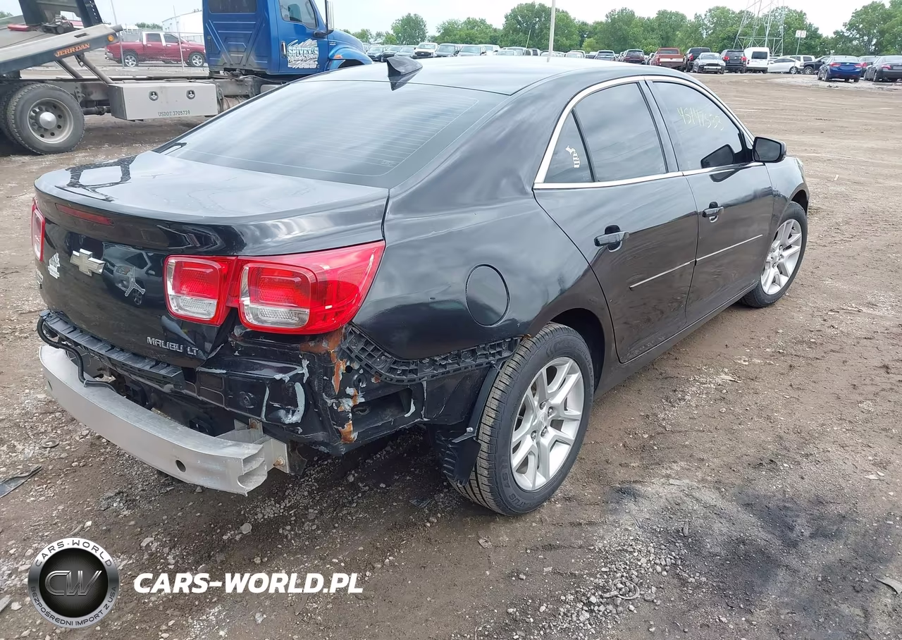 2015 Chevrolet Malibu 1Lt VIN:1G11C5SL2FF339969 - 4