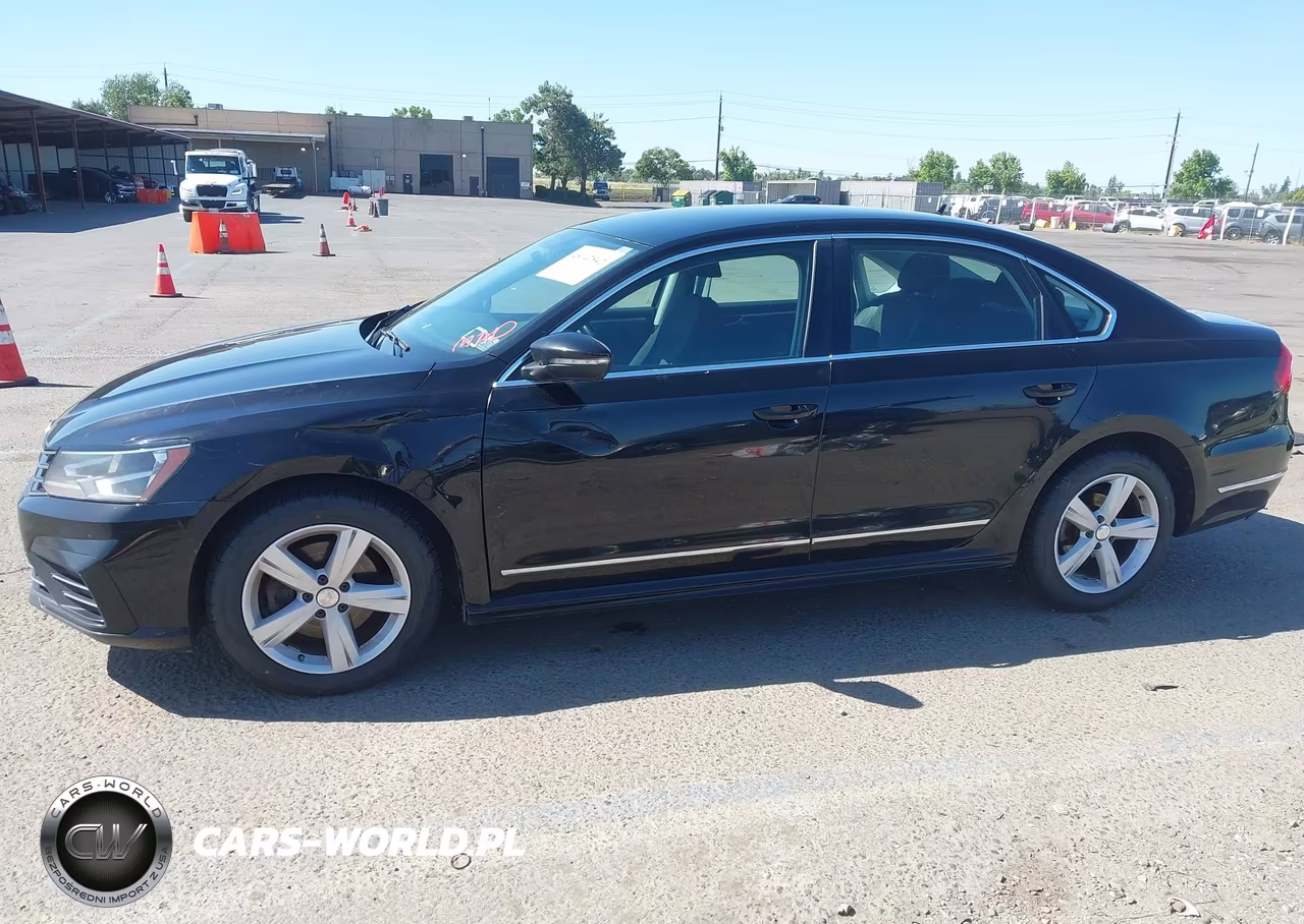 2016 Volkswagen Passat 1.8T R-Line VIN:1VWAT7A30GC036015 - 6
