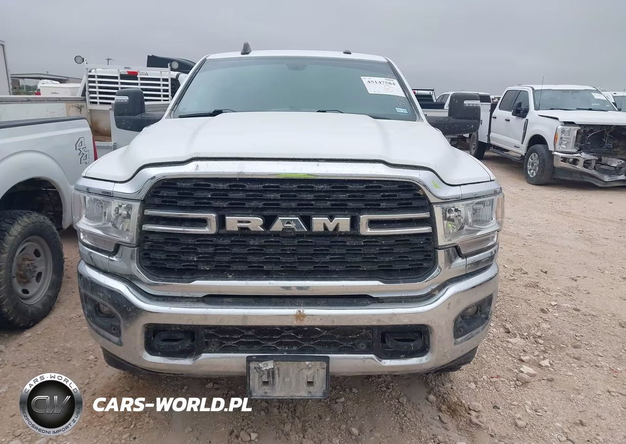2023 Ram 2500 Tradesman 4X4 8' Box VIN:3C6UR5HJ6PG610340 - 13