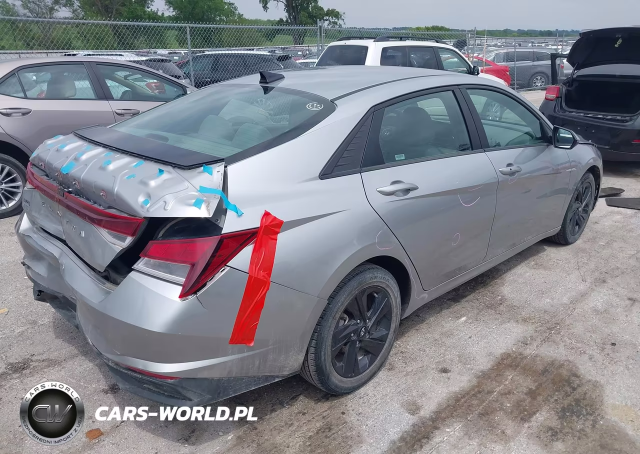 2021 Hyundai Elantra Sel VIN:5NPLM4AG5MH029975 - 4