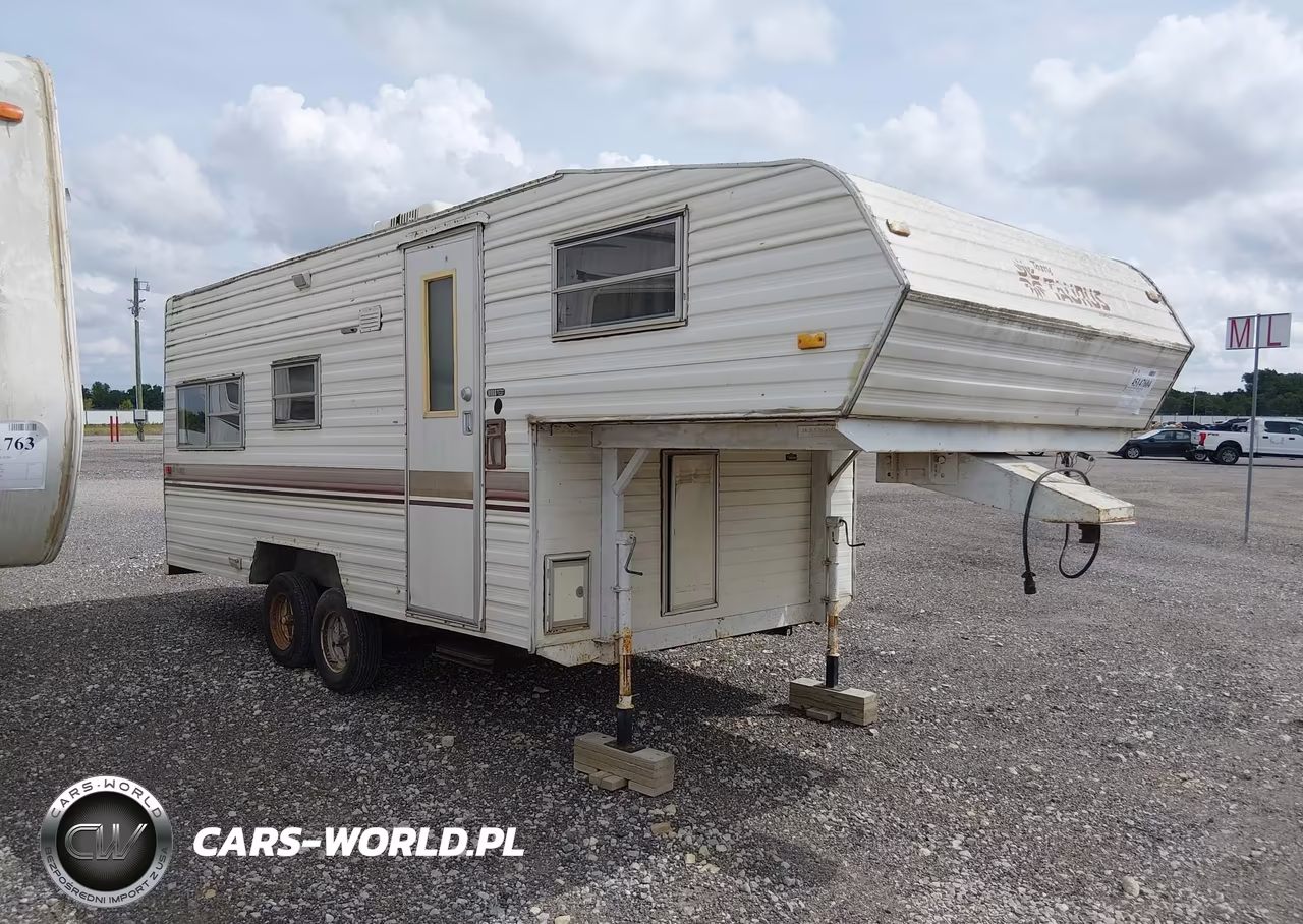 1986 Fleetwood Terry – zdjęcie 1 z 14
