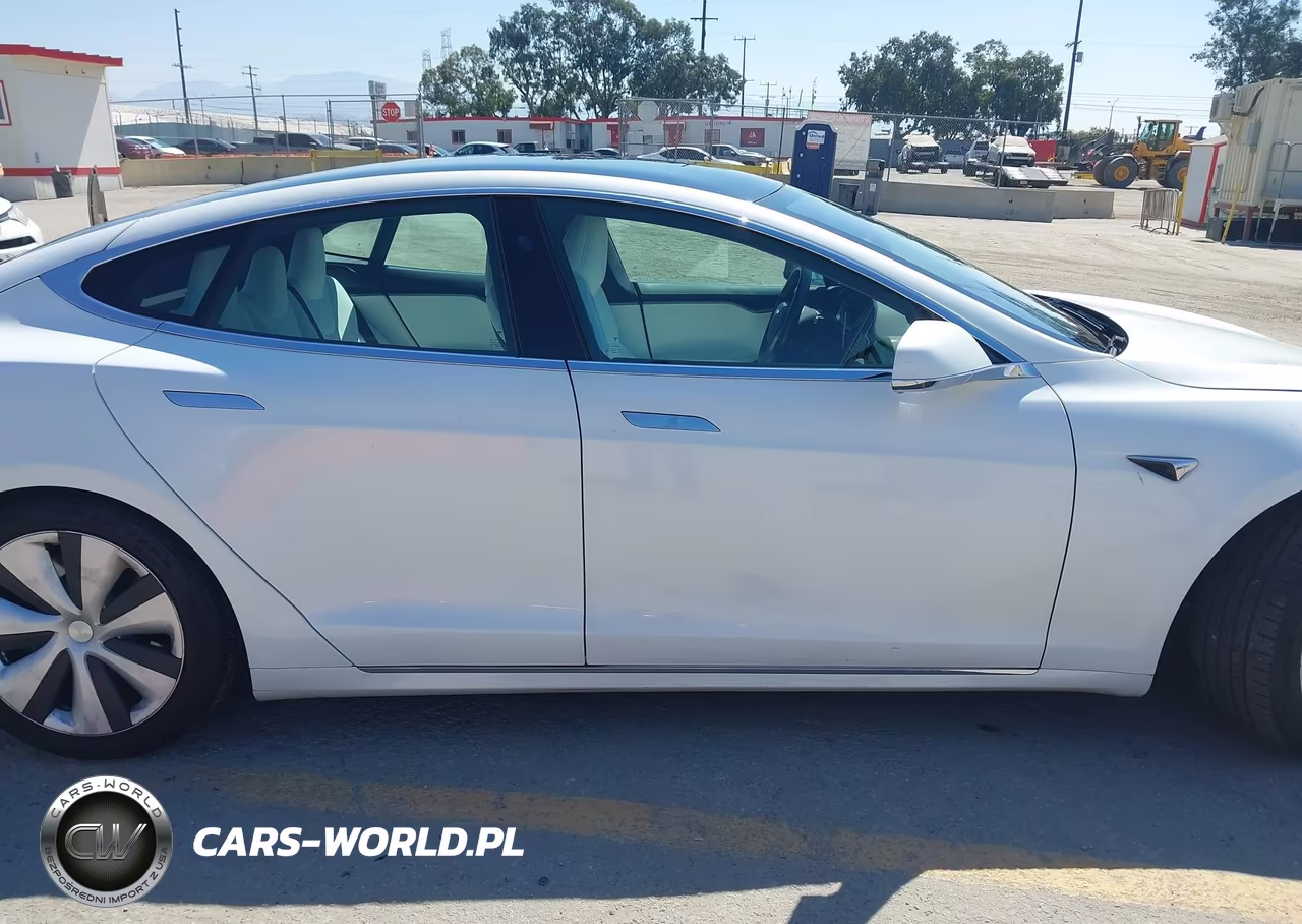 2020 Tesla Model S Long Range Dual Motor All-Wheel Drive-Long Range Plus Dual Motor All-Wheel Drive VIN:5YJSA1E25LF398656 - 14