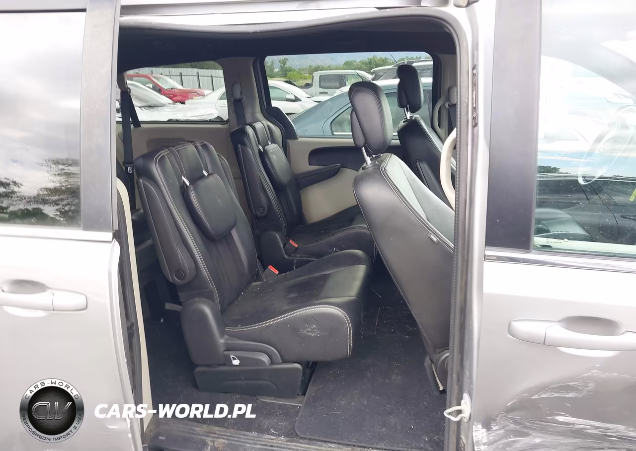 2018 Dodge Grand Caravan Sxt VIN:2C4RDGCGXJR298996 - 8