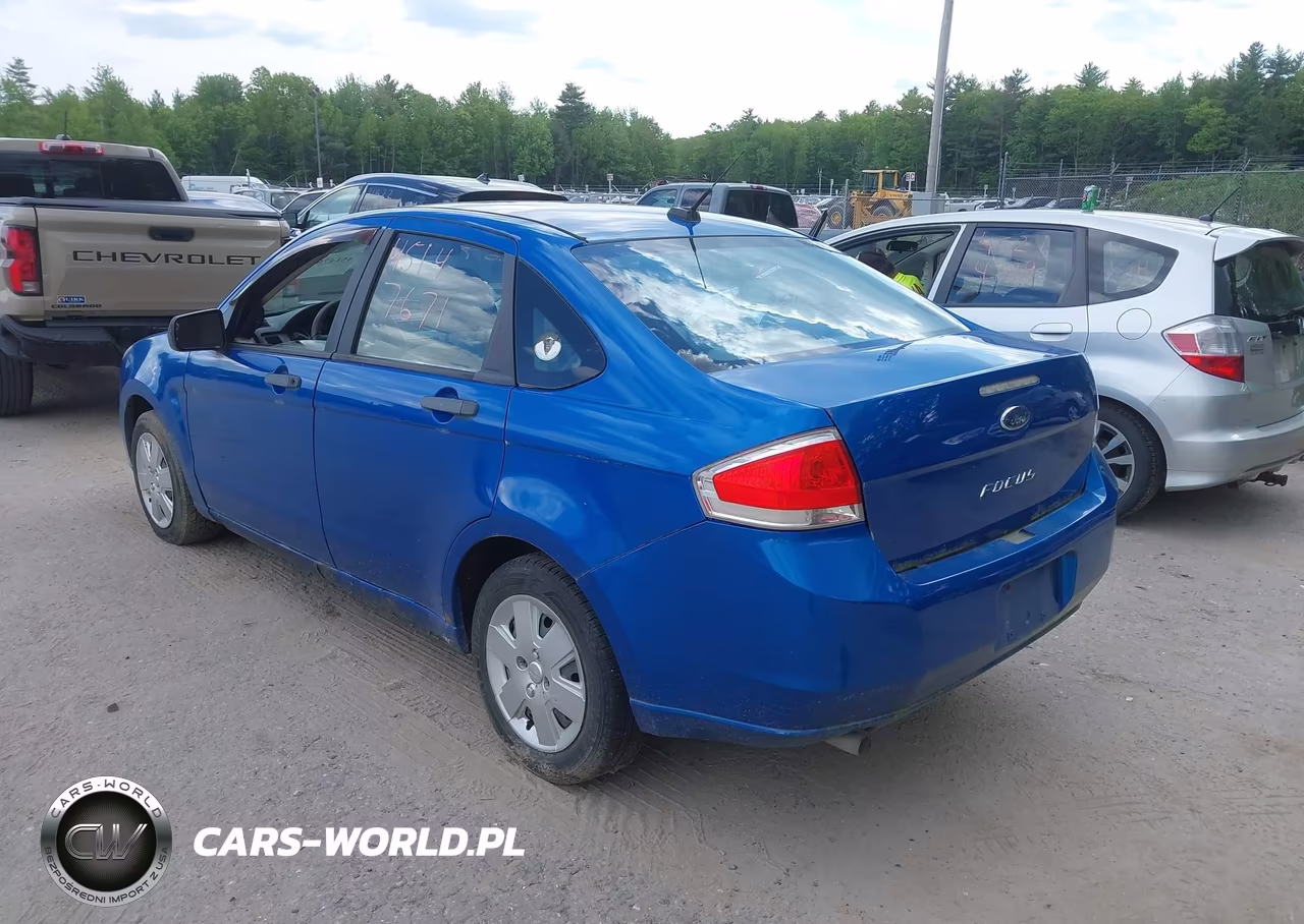 2011 Ford Focus VIN:1FAHP3EN5BW123450 - 3