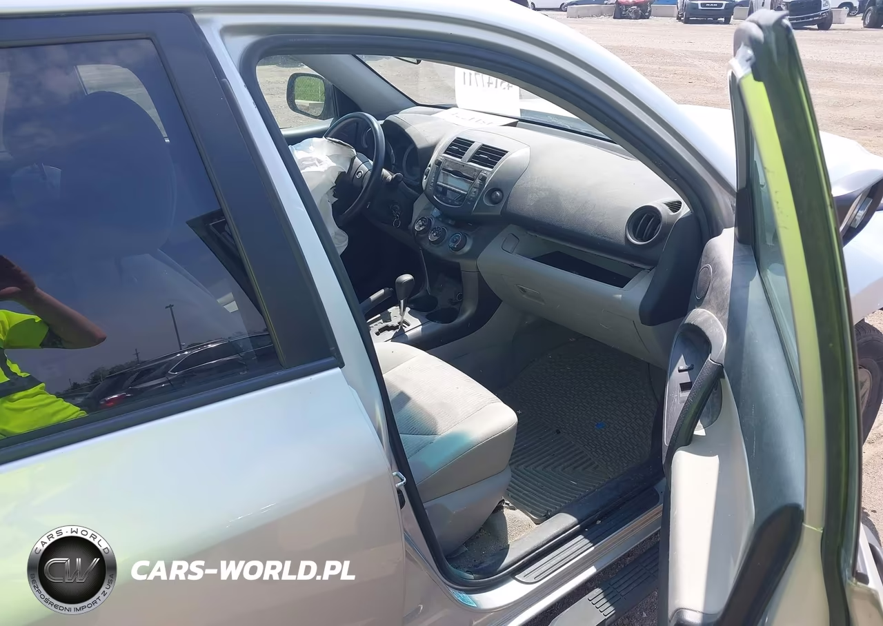 2011 Toyota Rav4 VIN:2T3BF4DV5BW130441 - 5