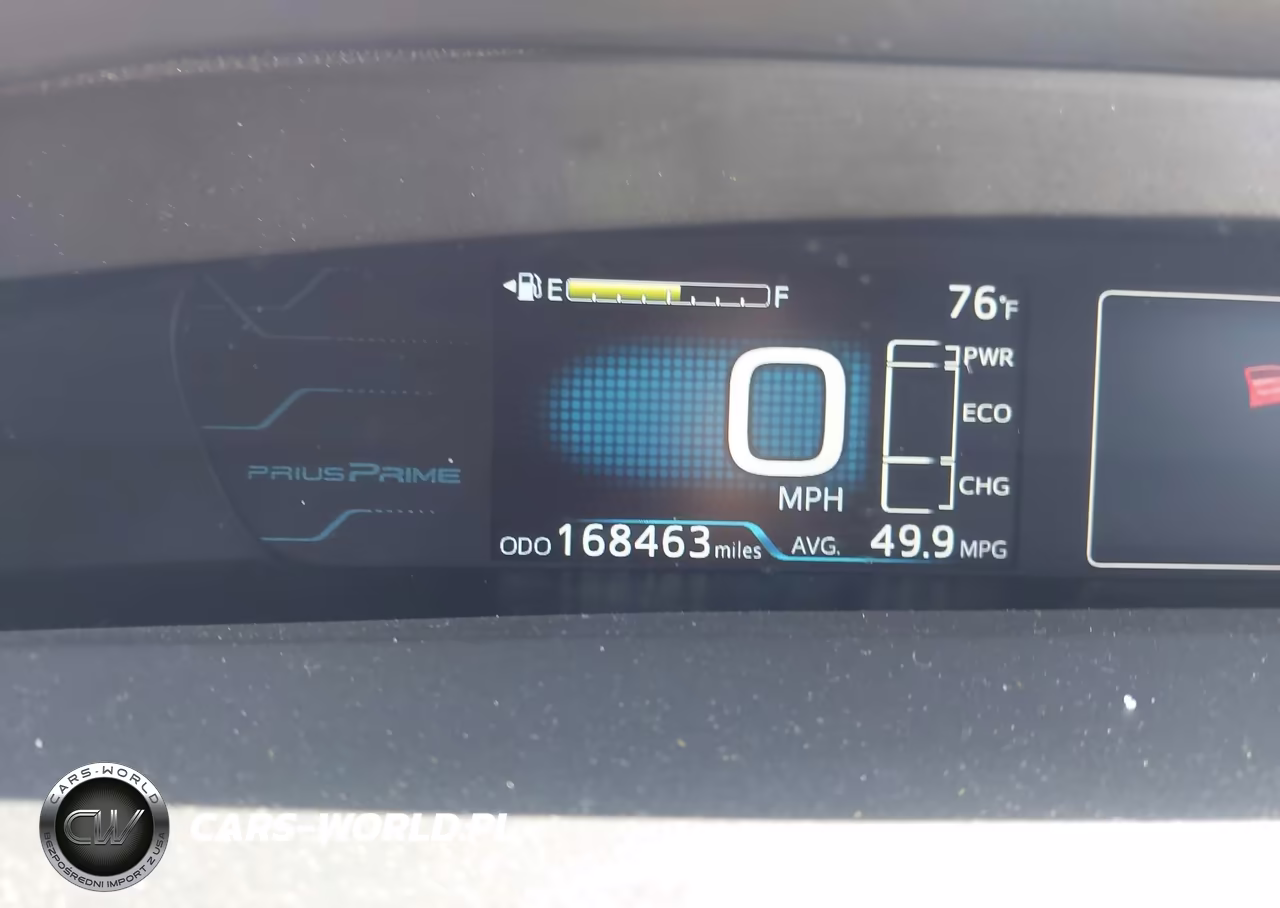 2019 Toyota Prius Prime Plus VIN:JTDKARFP1K3105596 - 16