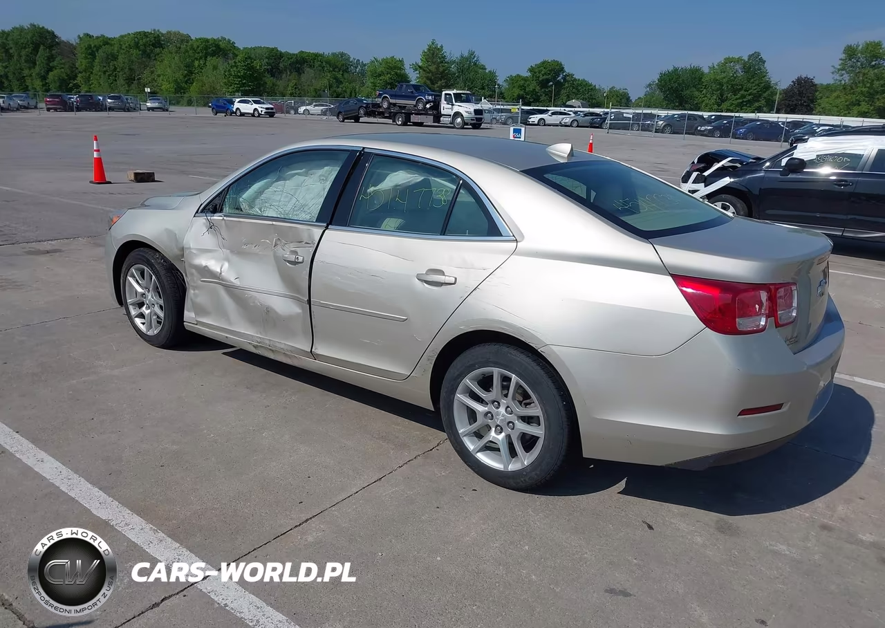 2013 Chevrolet Malibu 1Lt VIN:1G11C5SA3DF269667 - 3