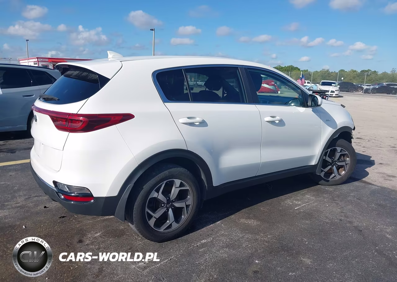 2020 Kia Sportage Lx VIN:KNDPMCAC7L7692671 - 4