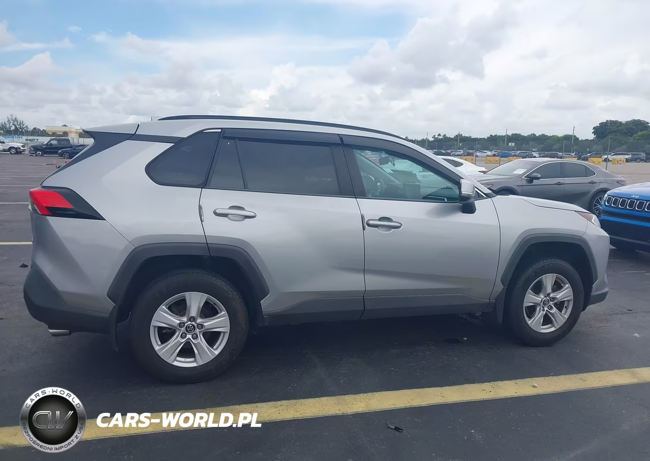 2020 Toyota Rav4 Xle-Xle Premium VIN:2T3W1RFV7LW060307 - 13