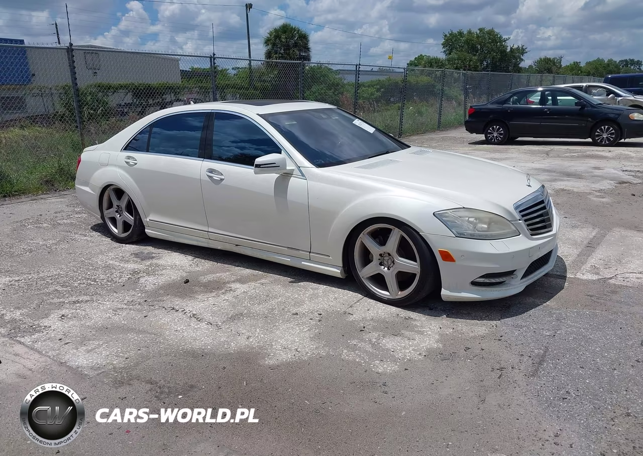 2013 Mercedes-Benz S 550