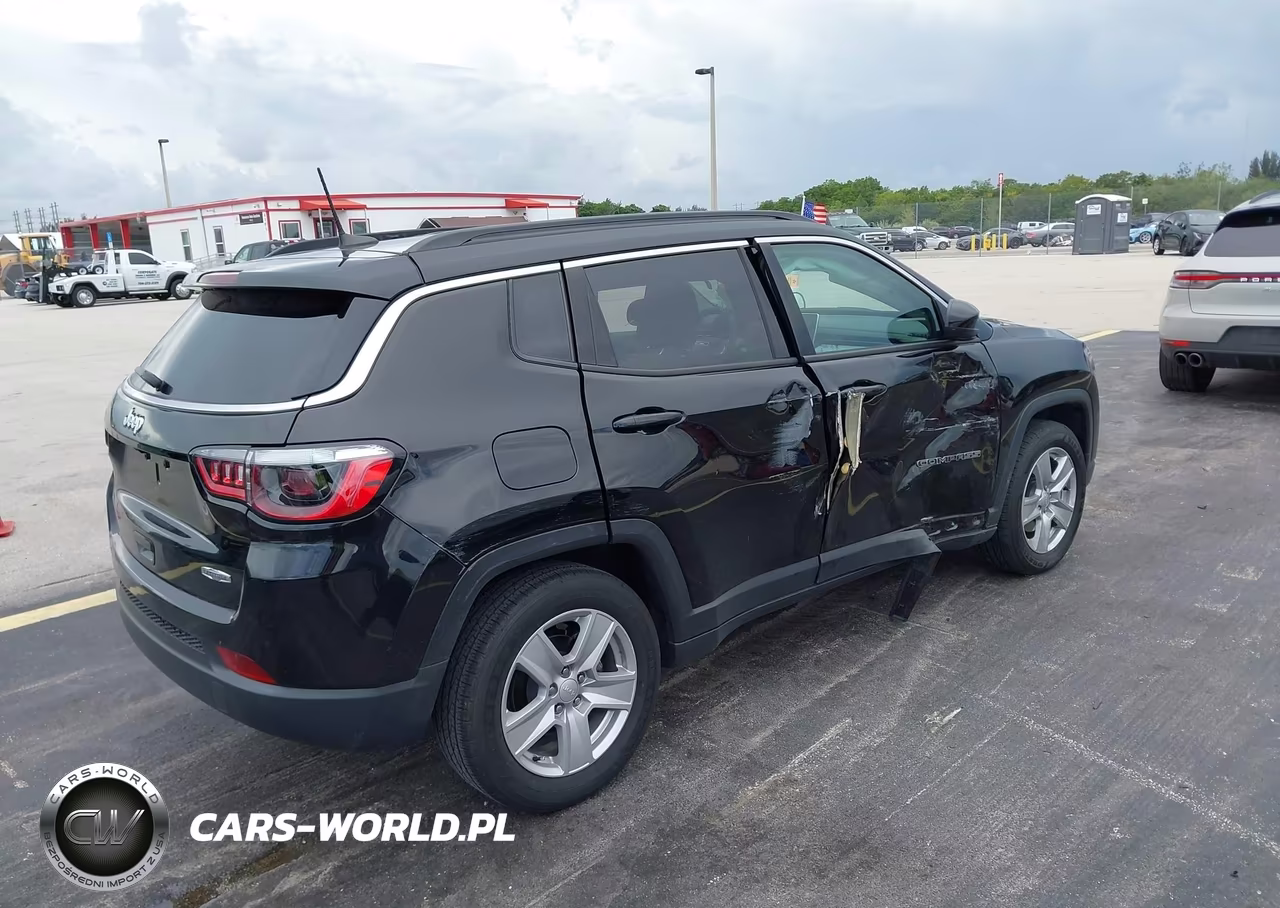2022 Jeep Compass Latitude Fwd VIN:3C4NJCBB1NT236900 - 4