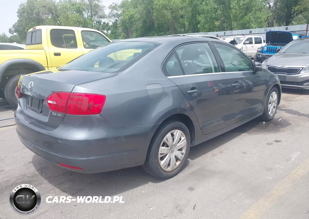 2013 Volkswagen Jetta 2.5L Se VIN:3VWDX7AJ4DM305675 - 4