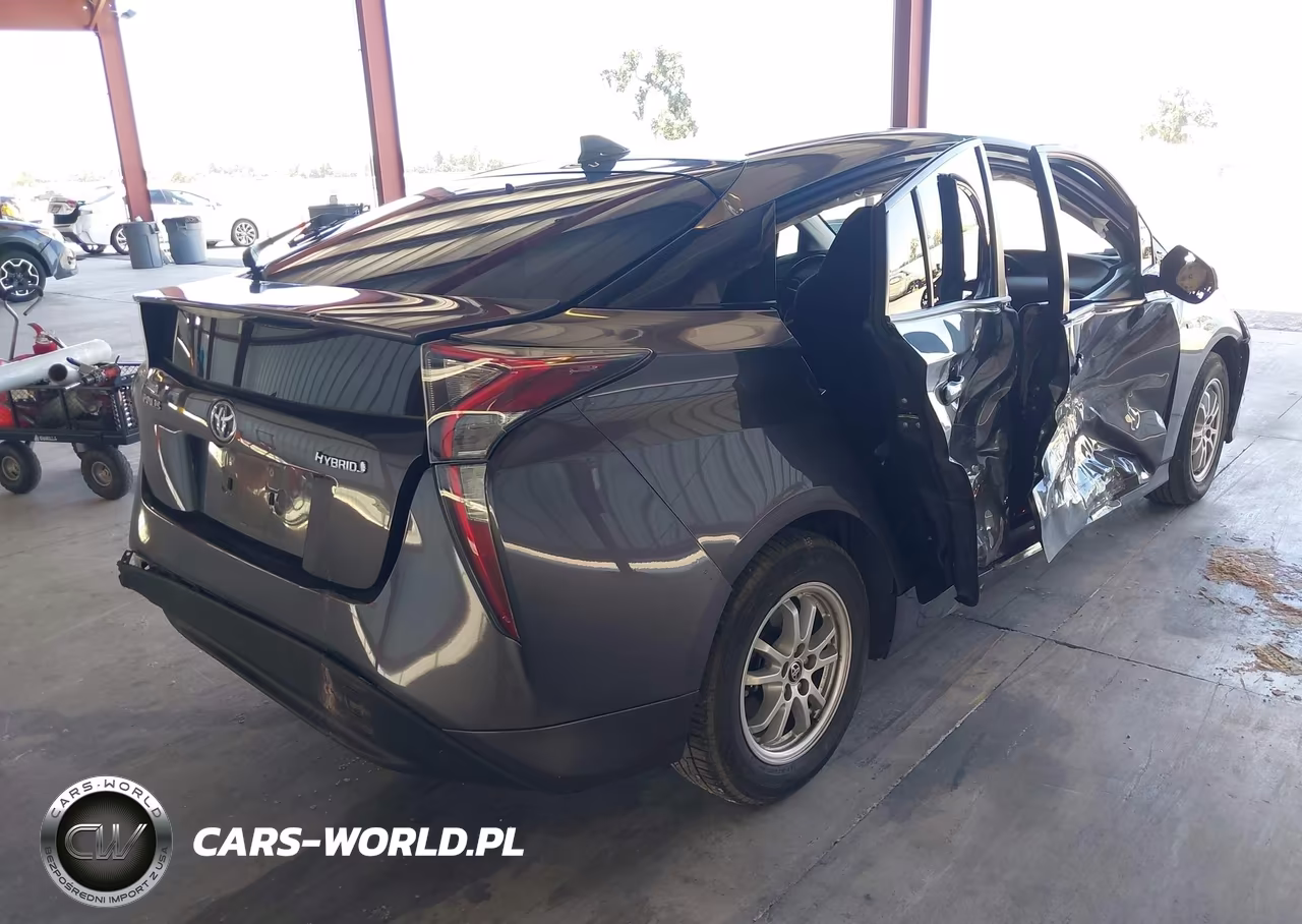 2016 Toyota Prius Three VIN:JTDKARFU4G3012925 - 4