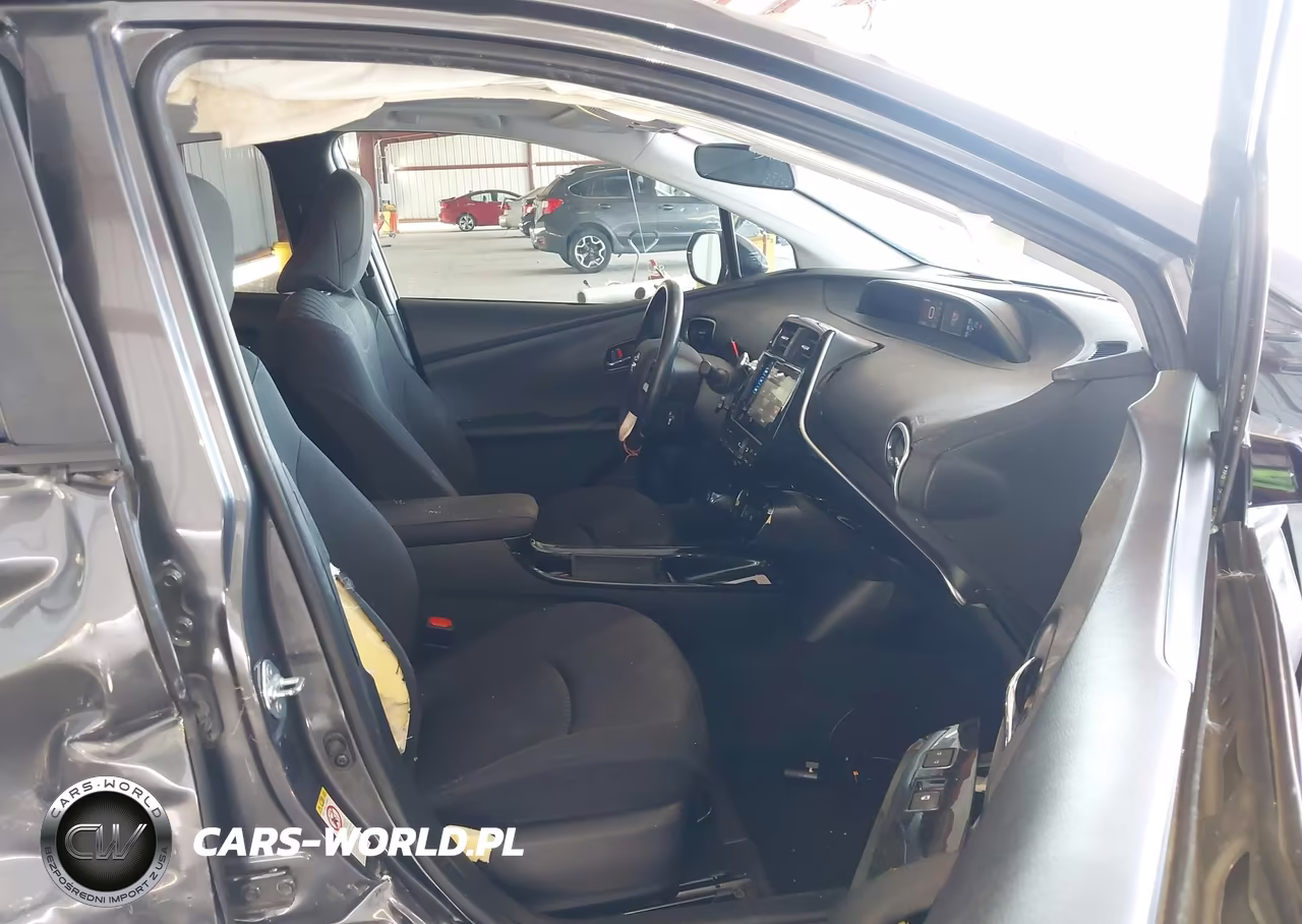 2016 Toyota Prius Three VIN:JTDKARFU4G3012925 - 5