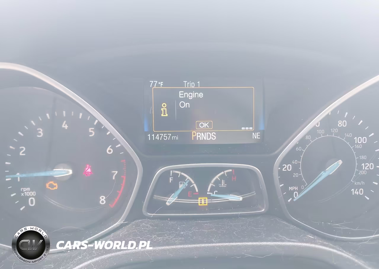 2018 Ford Focus Se VIN:1FADP3FE8JL245930 - 7