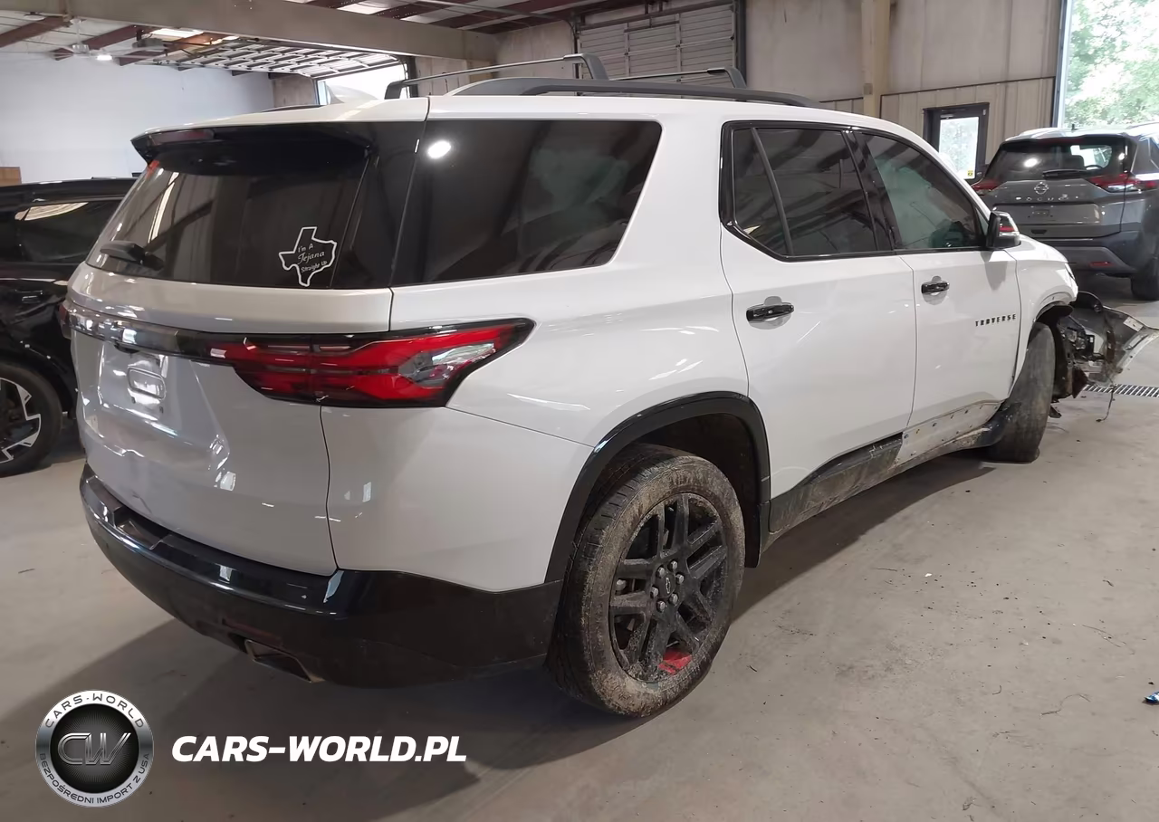 2023 Chevrolet Traverse Fwd Premier VIN:1GNERKKW9PJ325668 - 4