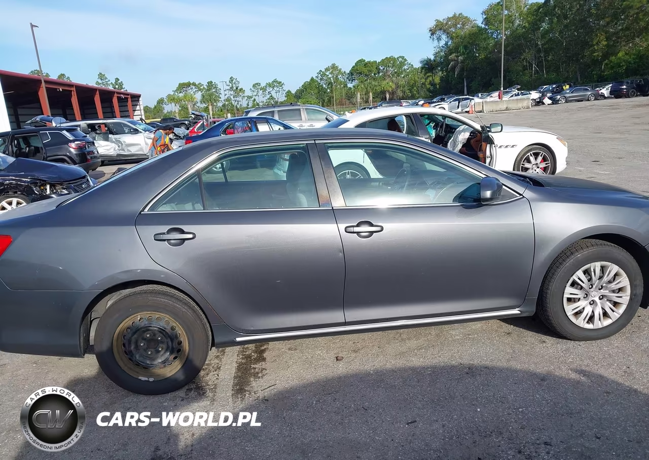 2012 Toyota Camry Le VIN:4T1BF1FK9CU173577 - 13