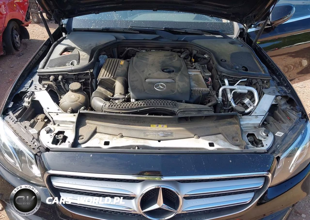 2018 Mercedes-Benz E 300 4Matic VIN:WDDZF4KB1JA296451 - 10