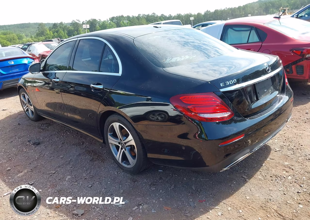 2018 Mercedes-Benz E 300 4Matic VIN:WDDZF4KB1JA296451 - 3