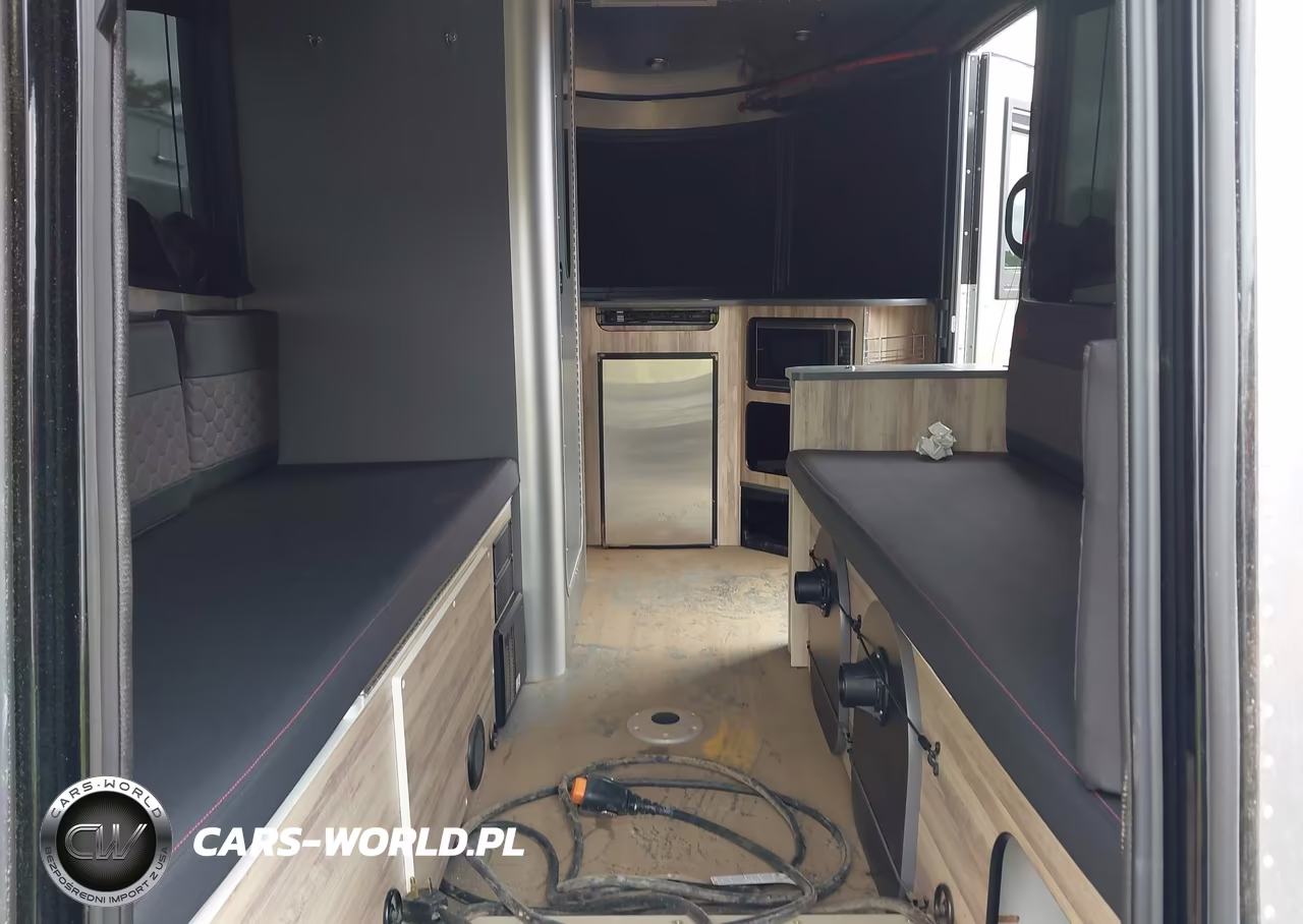 2023 Airstream Other VIN:1SMG4DC13PJ208812 - 8