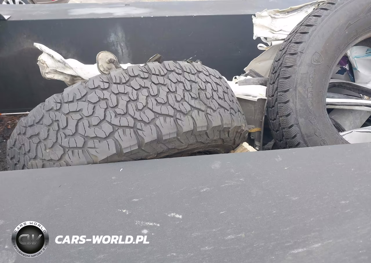2018 Ford F-250 Xl VIN:1FT7W2BT0JEB27674 - 12