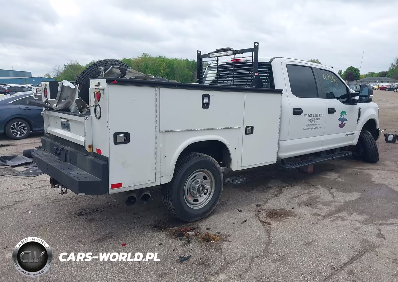 2018 Ford F-250 Xl VIN:1FT7W2BT0JEB27674 - 4