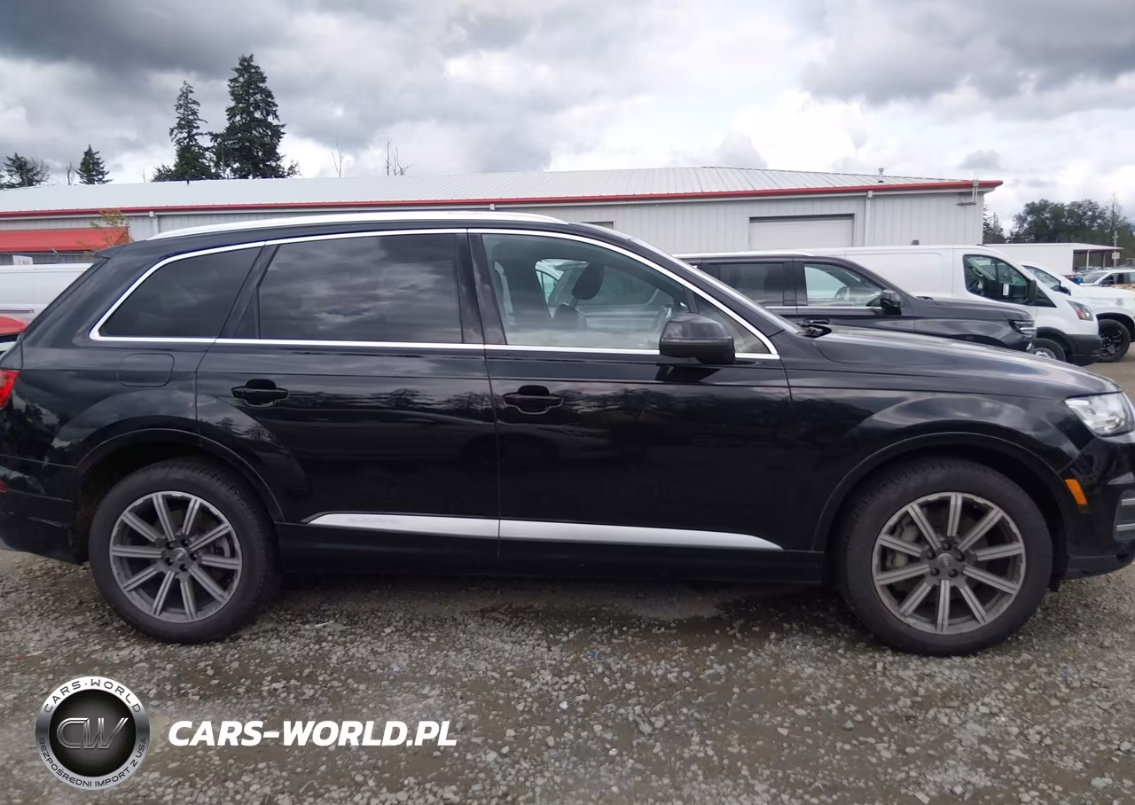 2018 Audi Q7 3.0T Premium VIN:WA1LAAF73JD009333 - 13