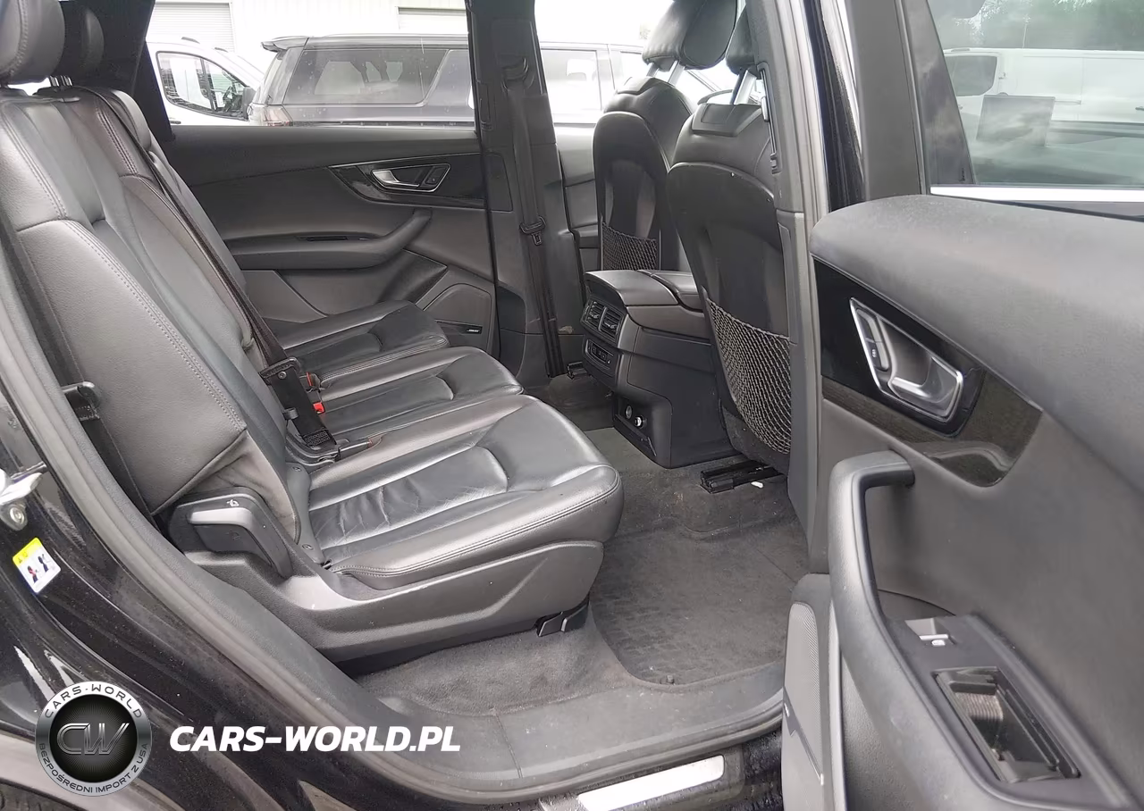 2018 Audi Q7 3.0T Premium VIN:WA1LAAF73JD009333 - 18
