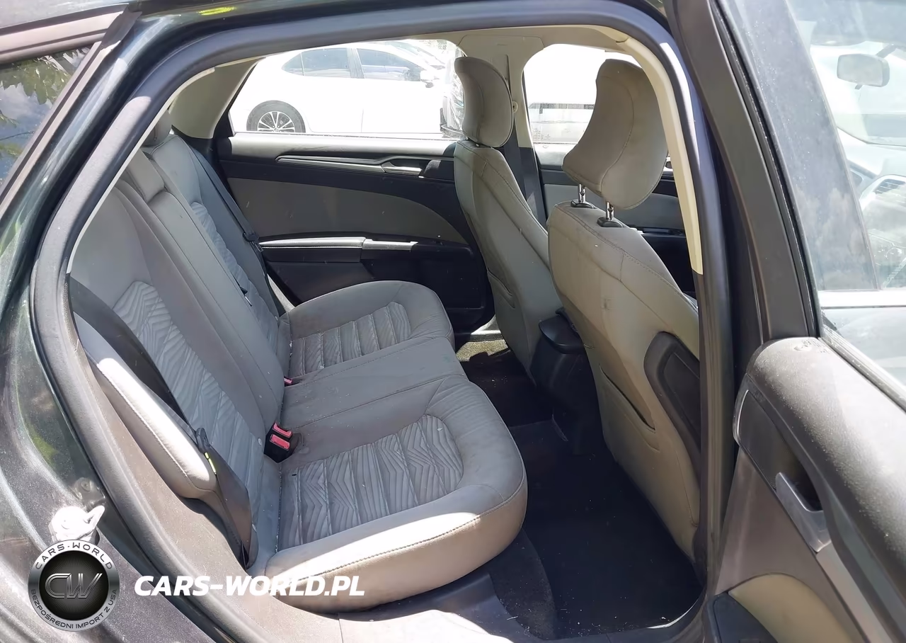 2016 Ford Fusion S VIN:3FA6P0G79GR129928 - 8