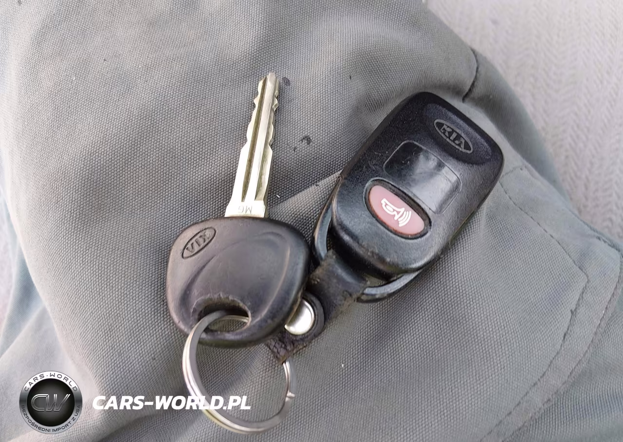 2008 Kia Optima Lx V6 VIN:KNAGE124585200468 - 11