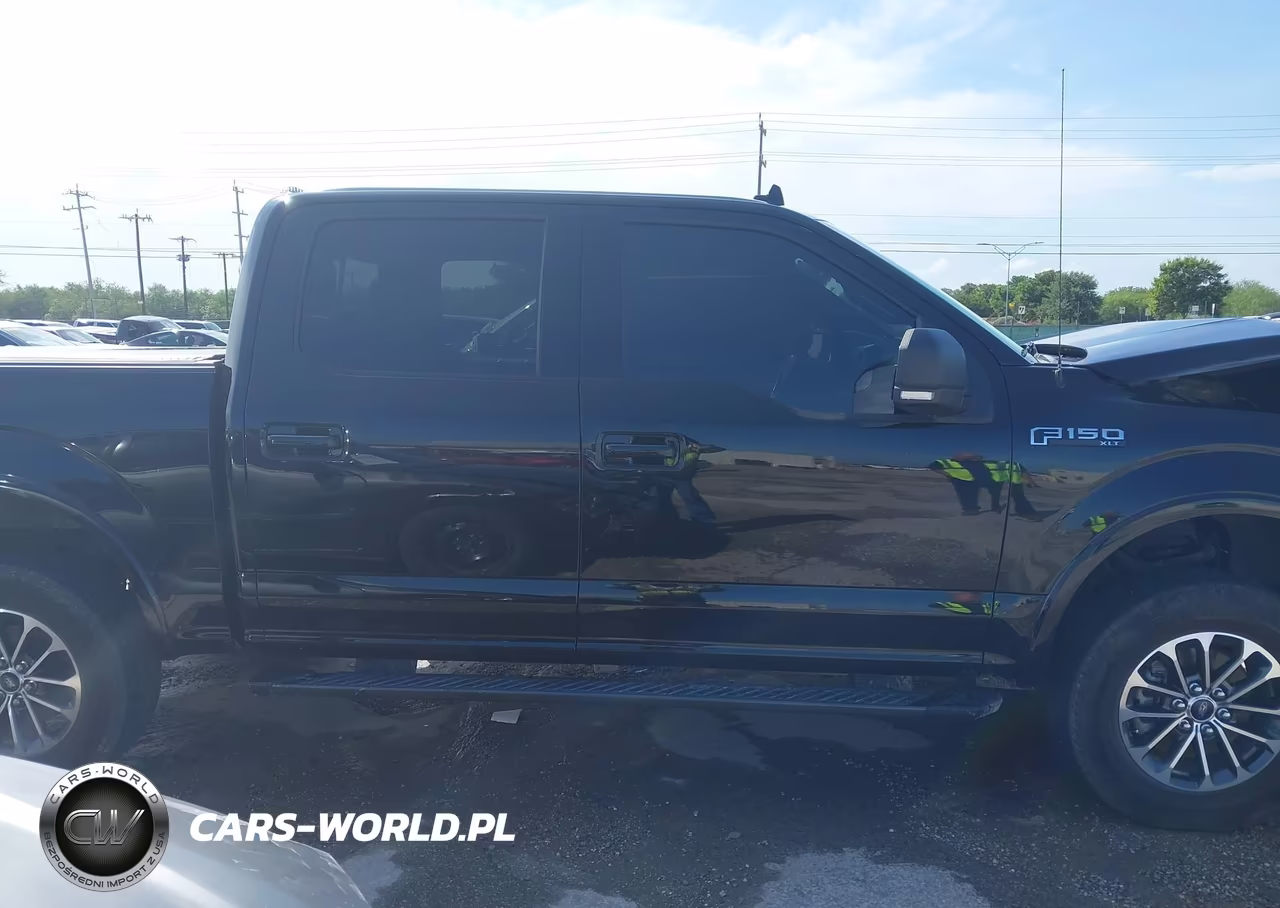 2018 Ford F-150 Xlt VIN:1FTEW1E54JFB96859 - 13
