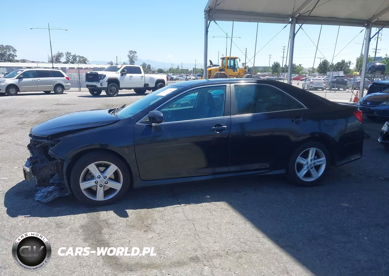 2014 Toyota Camry Se VIN:4T1BF1FK9EU304560 - 15
