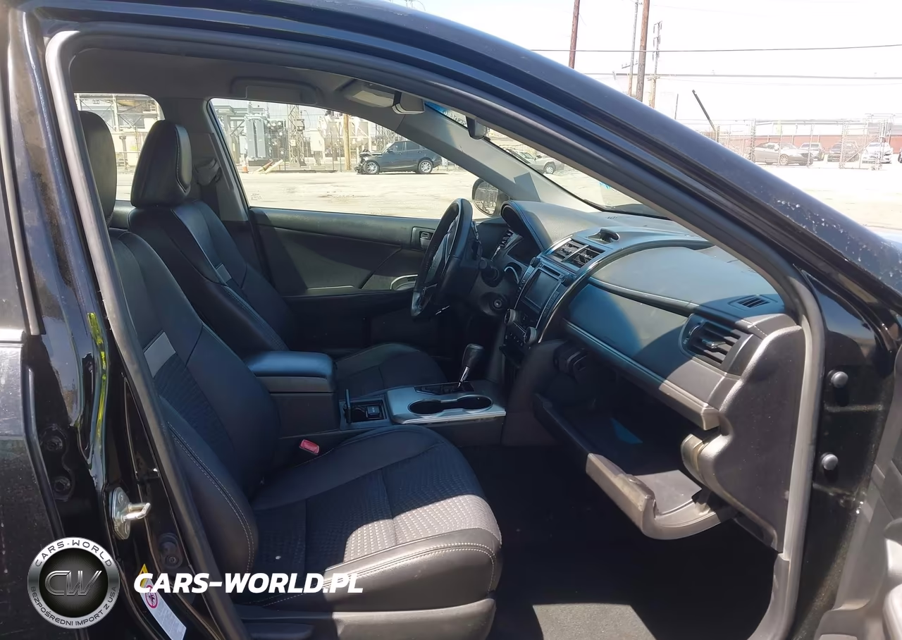 2014 Toyota Camry Se VIN:4T1BF1FK9EU304560 - 5