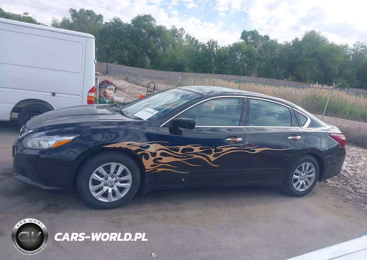 2018 Nissan Altima 2.5 S VIN:1N4AL3AP2JC200909 - 15