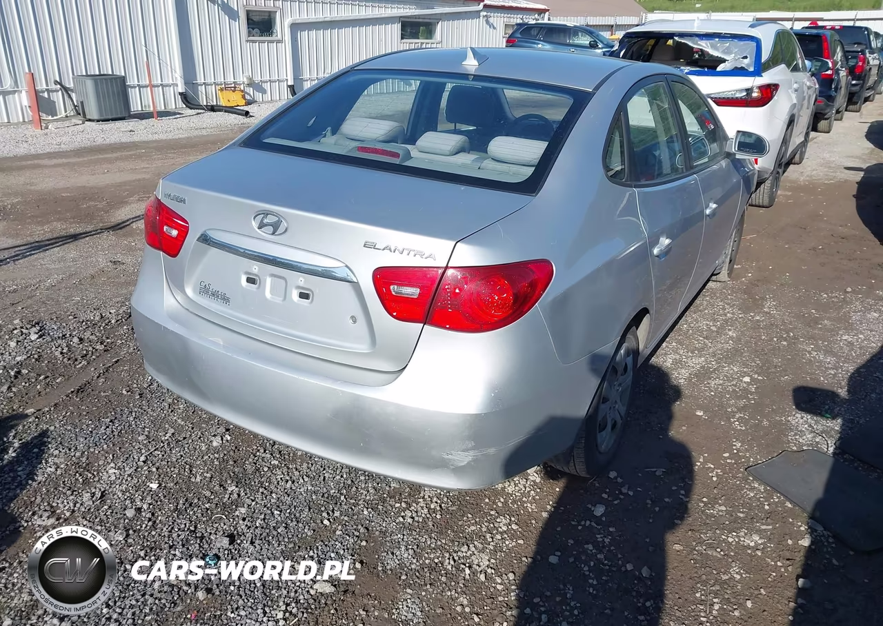 2010 Hyundai Elantra Gls VIN:KMHDU4ADXAU878149 - 4