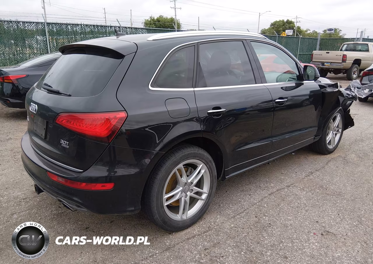 2016 Audi Q5 3.0T Premium Plus VIN:WA1D7AFP5GA049524 - 4
