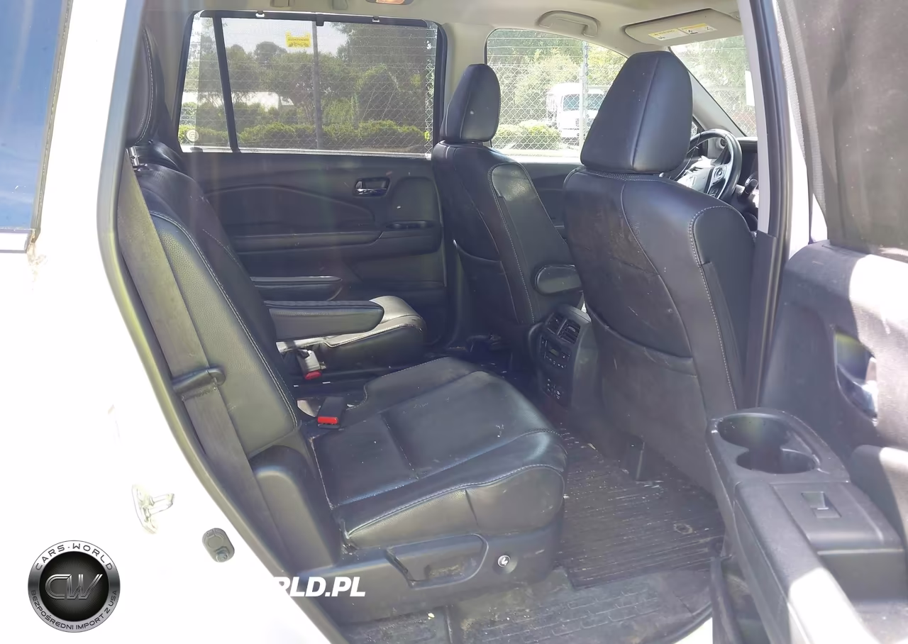 2017 Honda Pilot Elite VIN:5FNYF6H09HB010905 - 8