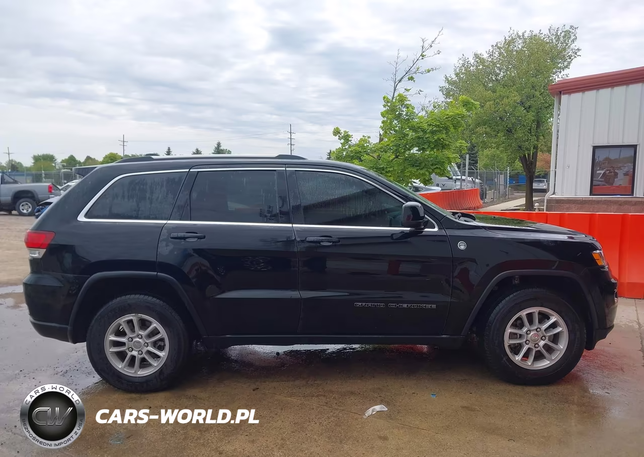 2020 Jeep Grand Cherokee Laredo E 4X4 VIN:1C4RJFAG6LC193860 - 12