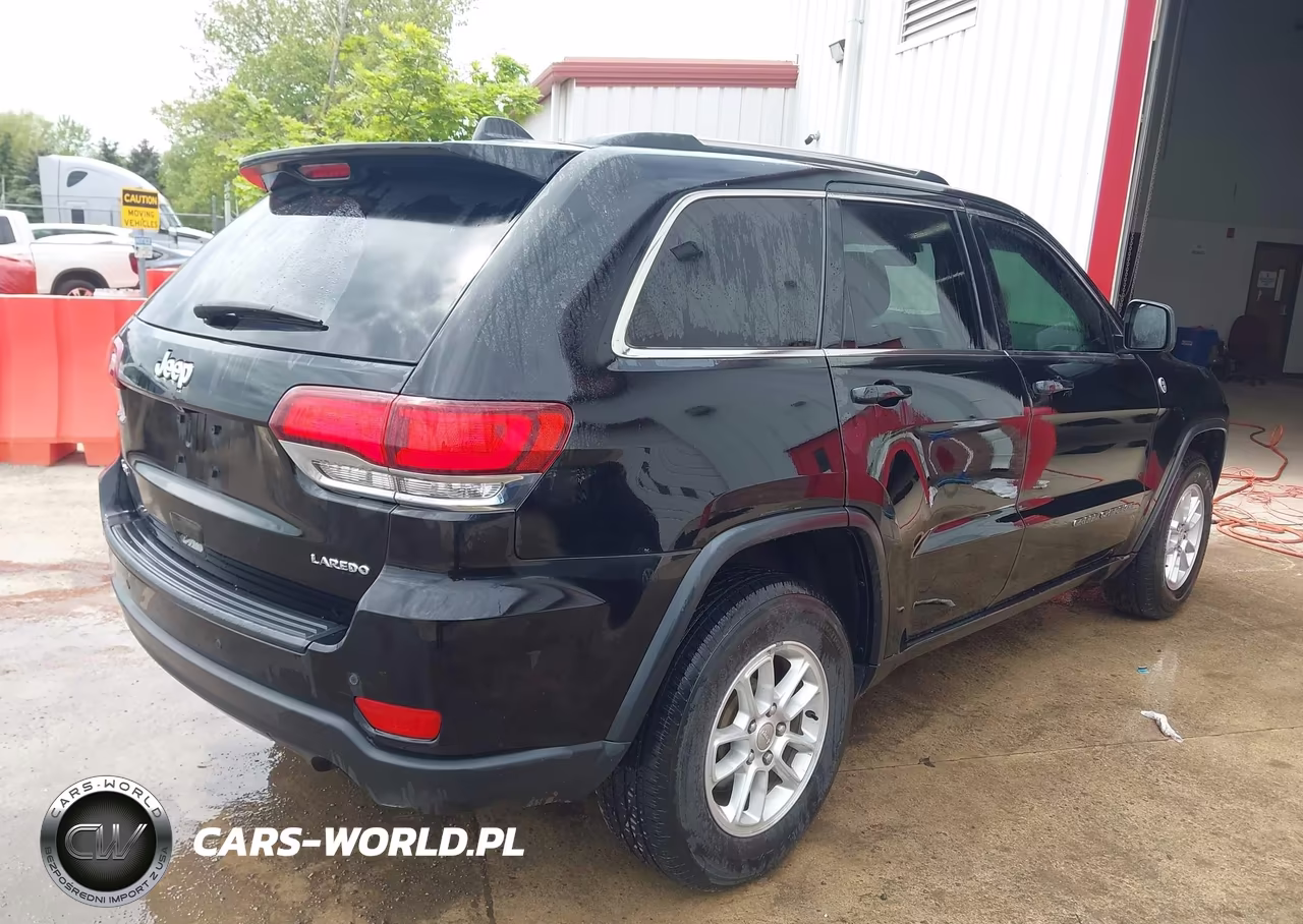 2020 Jeep Grand Cherokee Laredo E 4X4 VIN:1C4RJFAG6LC193860 - 4