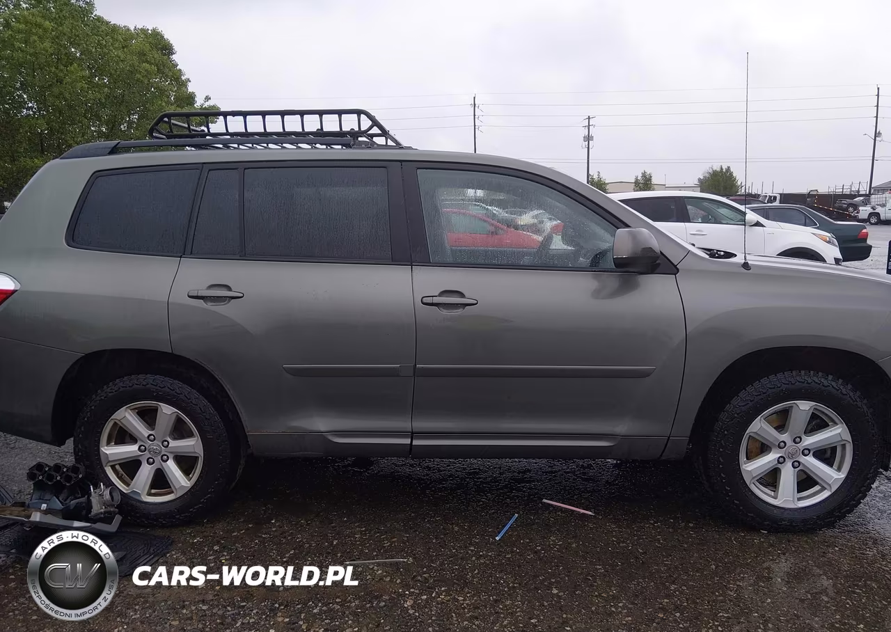 2010 Toyota Highlander Base V6 VIN:5TDBK3EH0AS008035 - 14