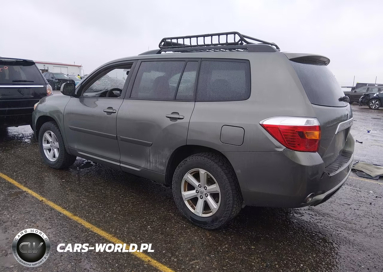 2010 Toyota Highlander Base V6 VIN:5TDBK3EH0AS008035 - 3