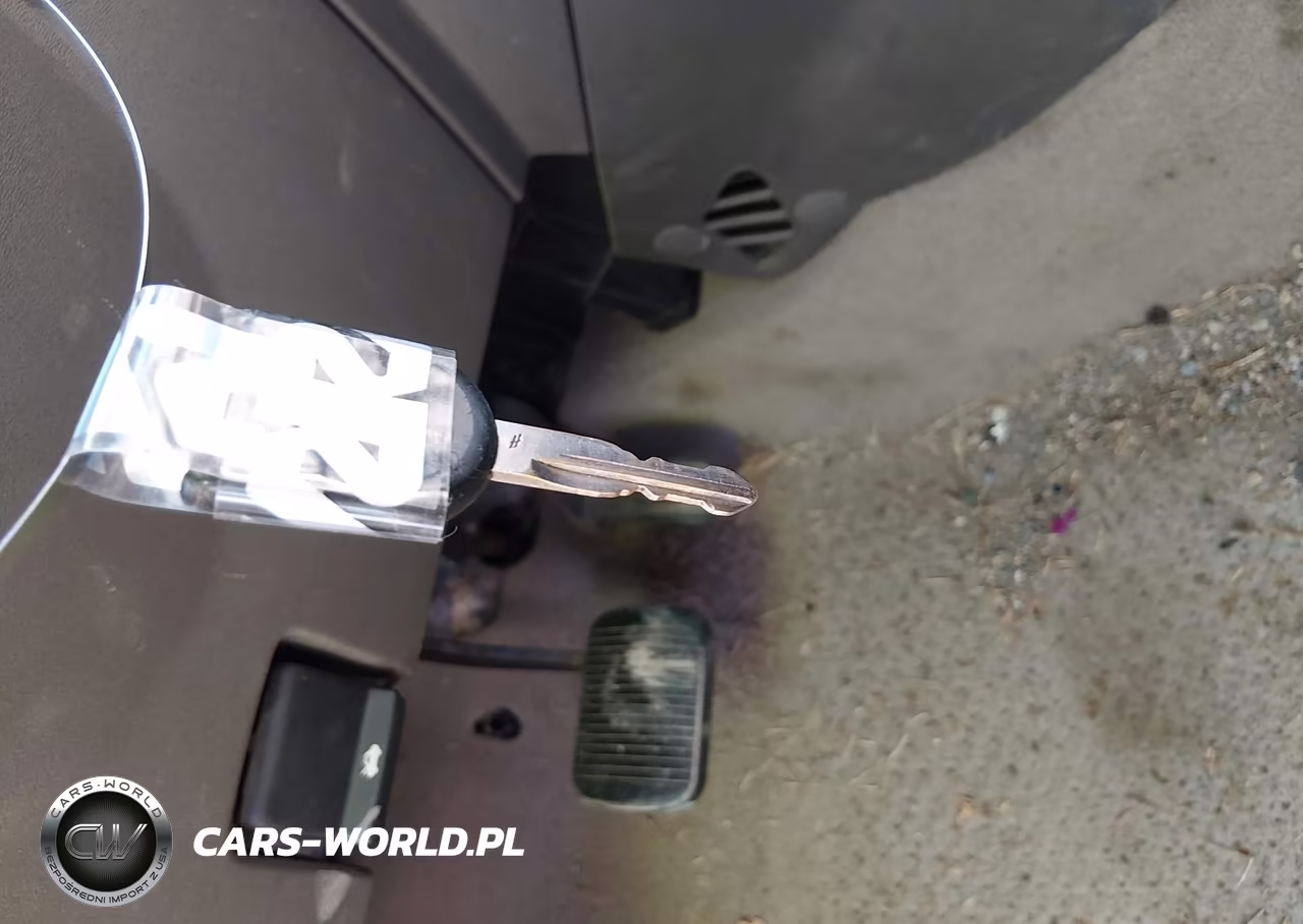 2008 Ford Focus Se-Ses VIN:1FAHP35N68W204868 - 11