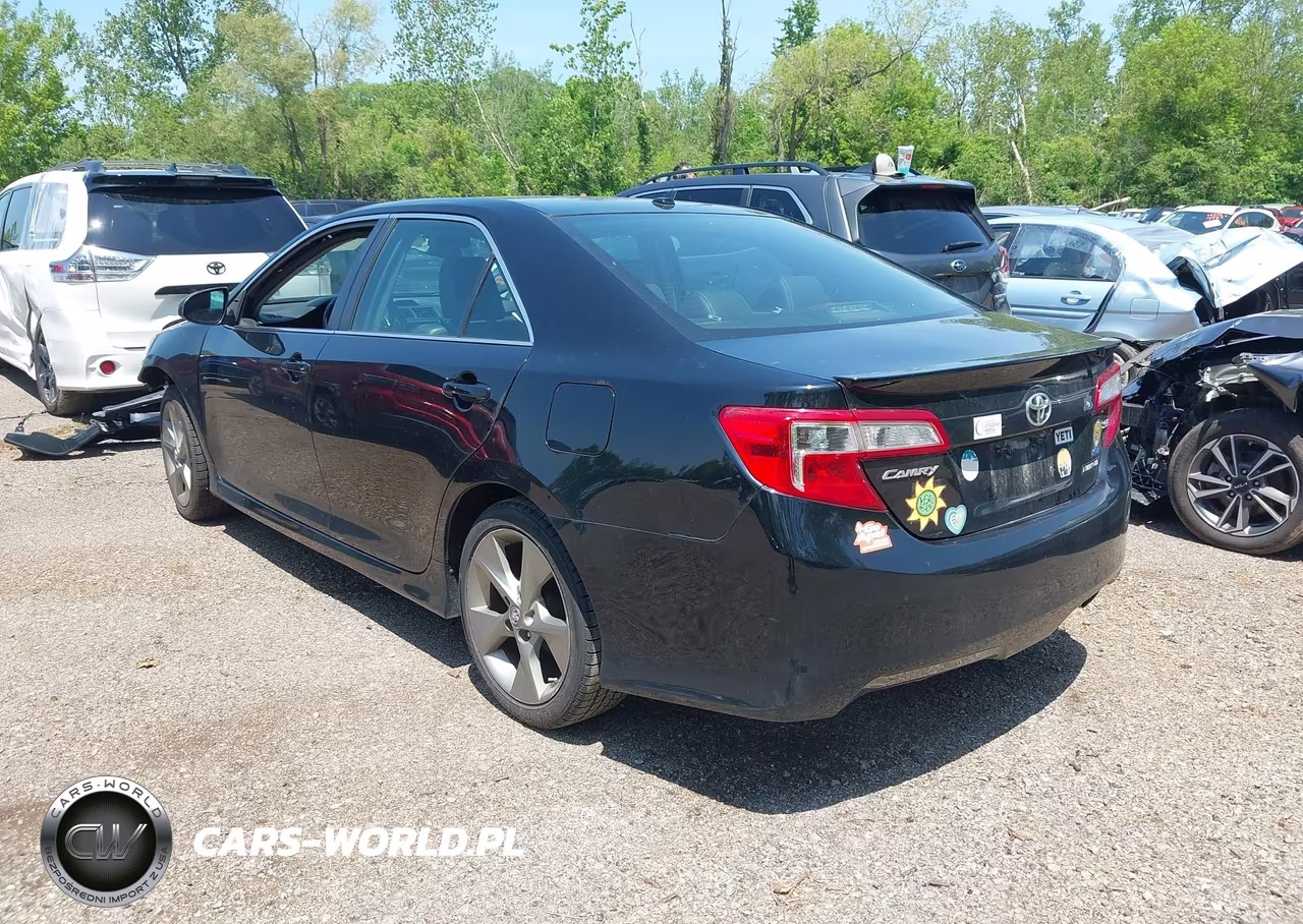 2012 Toyota Camry Se Limited Edition VIN:4T1BF1FKXCU165701 - 3