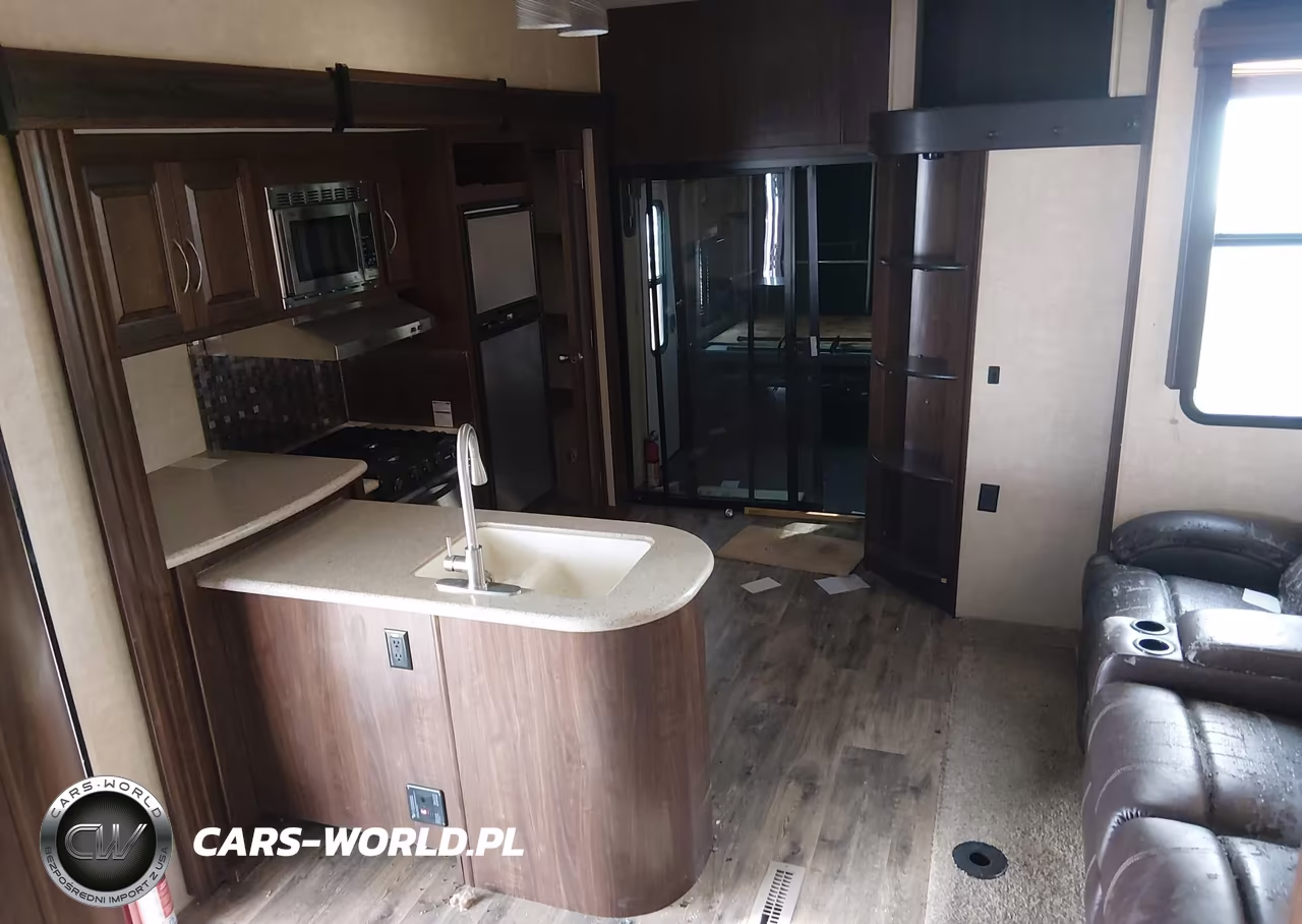 2015 Heartland Rv 325 T VIN:5SFCG3822FE295367 - 5