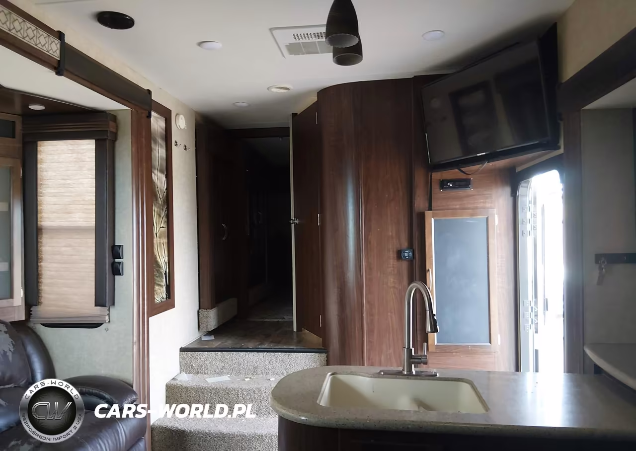 2015 Heartland Rv 325 T VIN:5SFCG3822FE295367 - 8