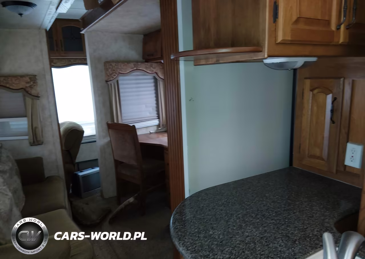 2010 Keystone Montana VIN:4YDF34023A4700418 - 13