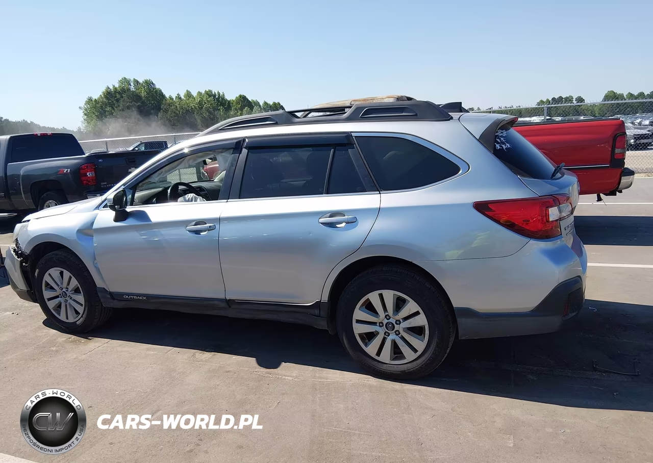 2019 Subaru Outback 2.5I Premium VIN:4S4BSAFC3K3356756 - 14