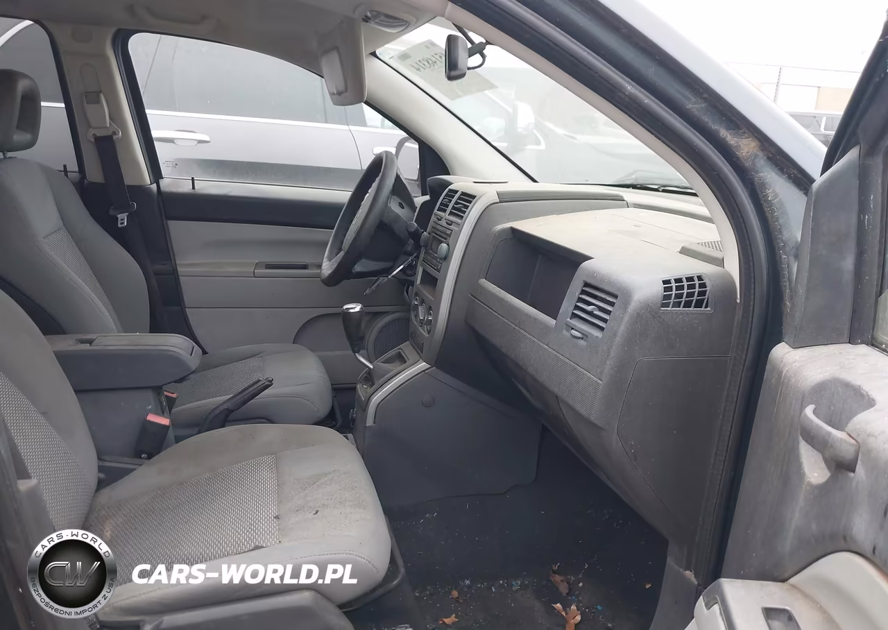 2007 Jeep Compass Sport VIN:1J8FF47W97D172517 - 5