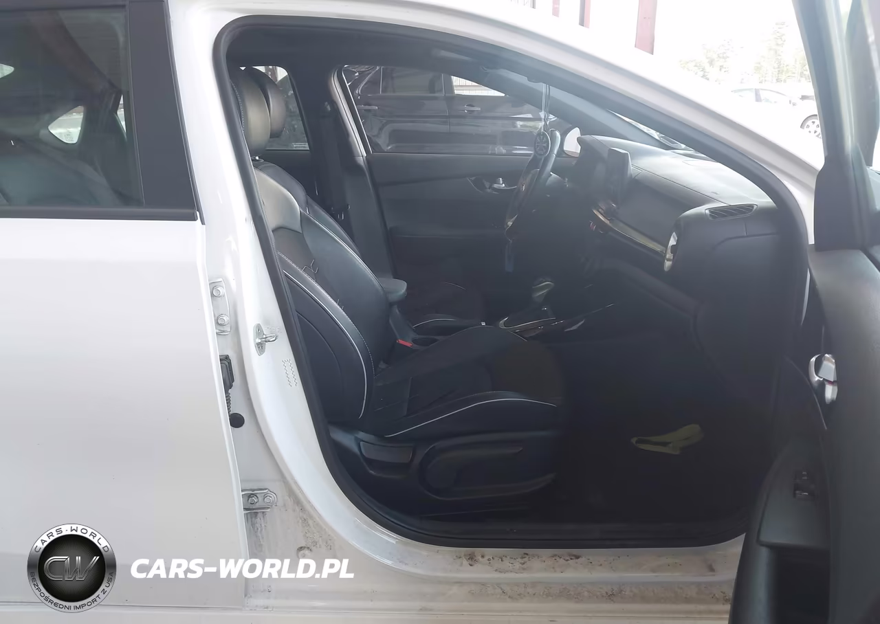 2020 Kia Forte Gt-Line VIN:3KPF34AD1LE223850 - 5