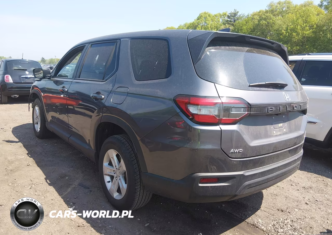 2023 Honda Pilot Awd Lx VIN:5FNYG1H28PB020714 - 3